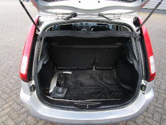 Ford Fusion 1.6-16V Futura picture 18