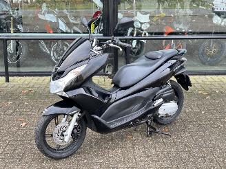 Avarii motociclete Honda PCX 125  2011/3