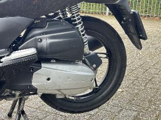 Honda PCX 125  picture 9