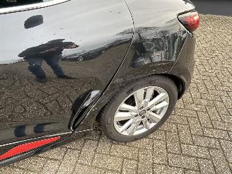 Renault Clio 0.9 TCe Eco Collection picture 21