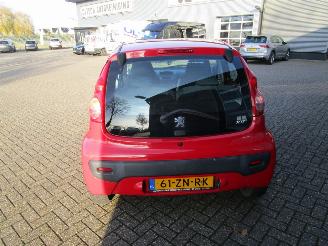 Peugeot 107 1.0-12V XS 5drs picture 4