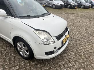 Suzuki Swift 1.3 Shogun picture 27