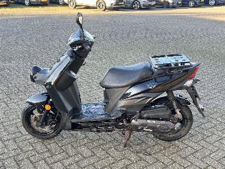 Sym  X-Pro picture 6