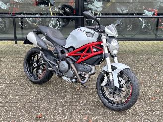 Ducati Monster 796  picture 1