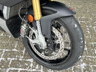 Aprilia Tuono V4 1100 R APRC ABS picture 14