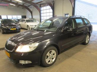 begagnad bil auto Skoda Octavia Combi 1.2 TSI Ambition 2012/1