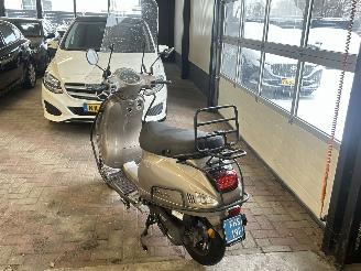 La Souris  Sourini picture 3