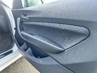 BMW 2-serie 225D Coupé High Executive Automaat picture 20