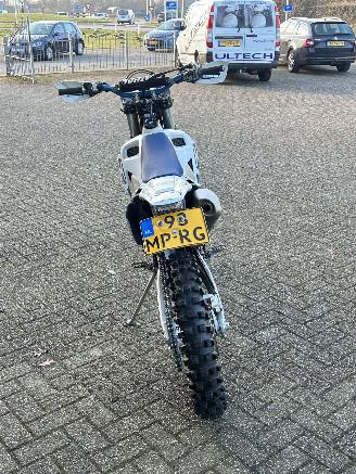 Husqvarna  FE 450 Enduro picture 4