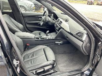 BMW 3-serie 330i Touring M-Sport Automaat picture 11