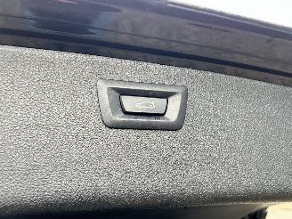 BMW 3-serie 330i Touring M-Sport Automaat picture 14