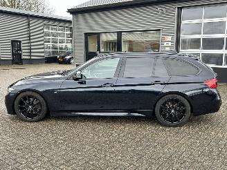 BMW 3-serie 330i Touring M-Sport Automaat picture 2