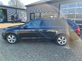 Skoda Octavia Combi 1.4 TSI Greentech Ambition Businessline picture 2