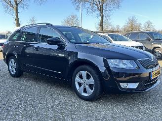 Skoda Octavia Combi 1.4 TSI Greentech Ambition Businessline picture 31