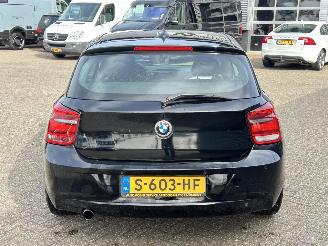 BMW 1-serie 114i 3drs picture 4