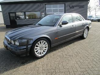 Avarii autoturisme Jaguar XJ 3.5 V8 Executive automaat 2004/9