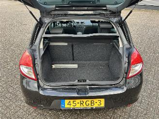 Renault Clio 1.5 dCi Authentique picture 13