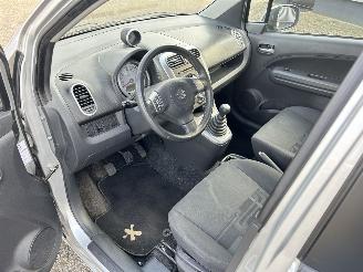 Suzuki Splash 1.0 VVT Comfort picture 9