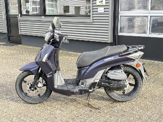 Kymco  People S picture 2