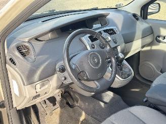 Renault Scenic 1.6-16V Business Line picture 9