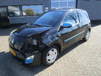 Coche accidentado Renault Twingo 1.2-16V Pasisienne 2014/5
