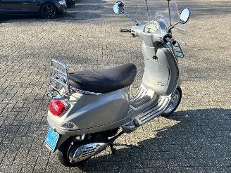 Vespa  LX50 4T picture 5