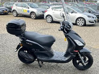 Derbi  Boulevard 50 4T picture 6