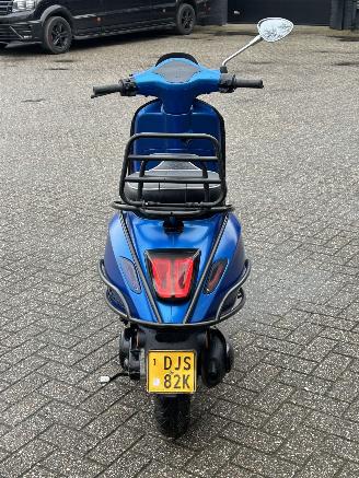 Vespa  Sprint 50 4T picture 4