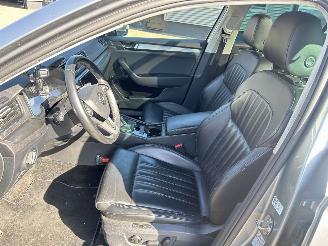 Skoda Superb Combi 2.0 TDI Style Business picture 10