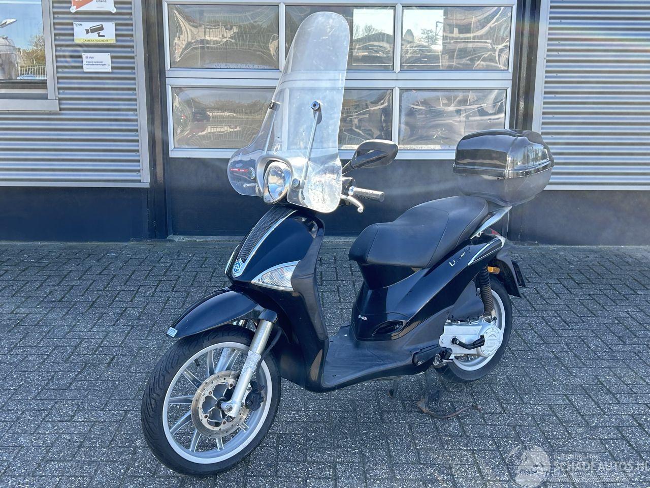 Piaggio  Liberty 50 4T