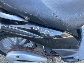 Piaggio  Liberty 50 4T picture 11