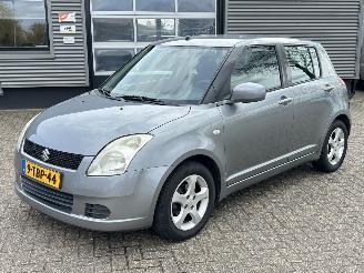 Voiture accidenté Suzuki Swift 1.3 GLS 2005/11