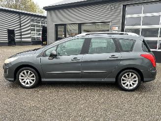 Peugeot 308 SW 1.6 VTi XS picture 2