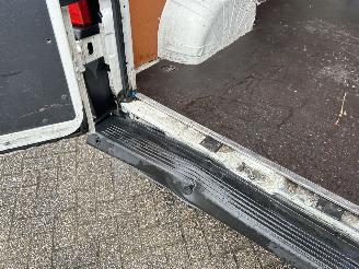 Peugeot Boxer 330 2.0 BlueHDI L2H2 Pro picture 14