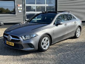 skadebil auto Mercedes A-klasse 200 Business Solution Automaat Sedan 2020/3