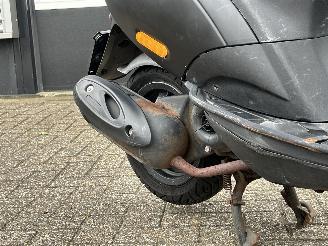 Piaggio  Zip 50 4T picture 12