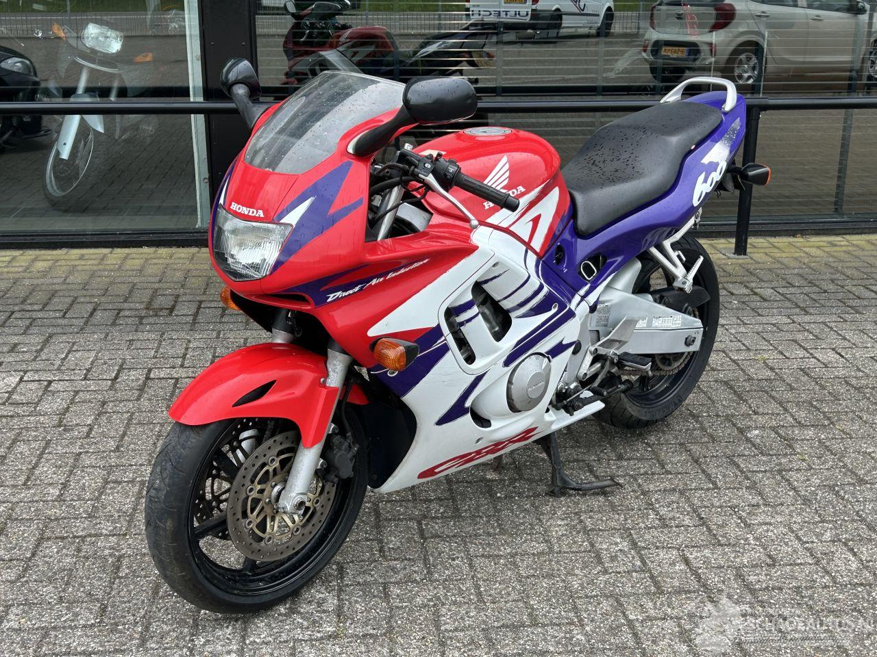 Honda CBR 600 F