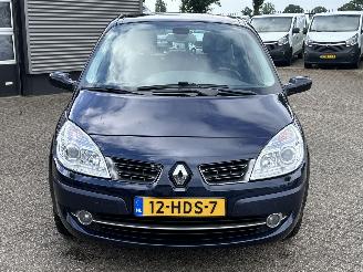 Renault Grand-scenic 2.0-16V Tech Line picture 8