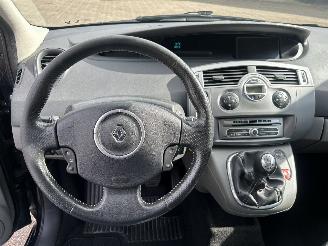 Renault Grand-scenic 2.0-16V Tech Line picture 14