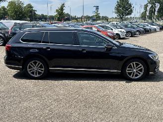 Volkswagen Passat Variant 2.0 TDI Connected Series Plus picture 6