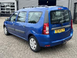 Dacia Logan MCV 1.6 Ambiance 7pers picture 3