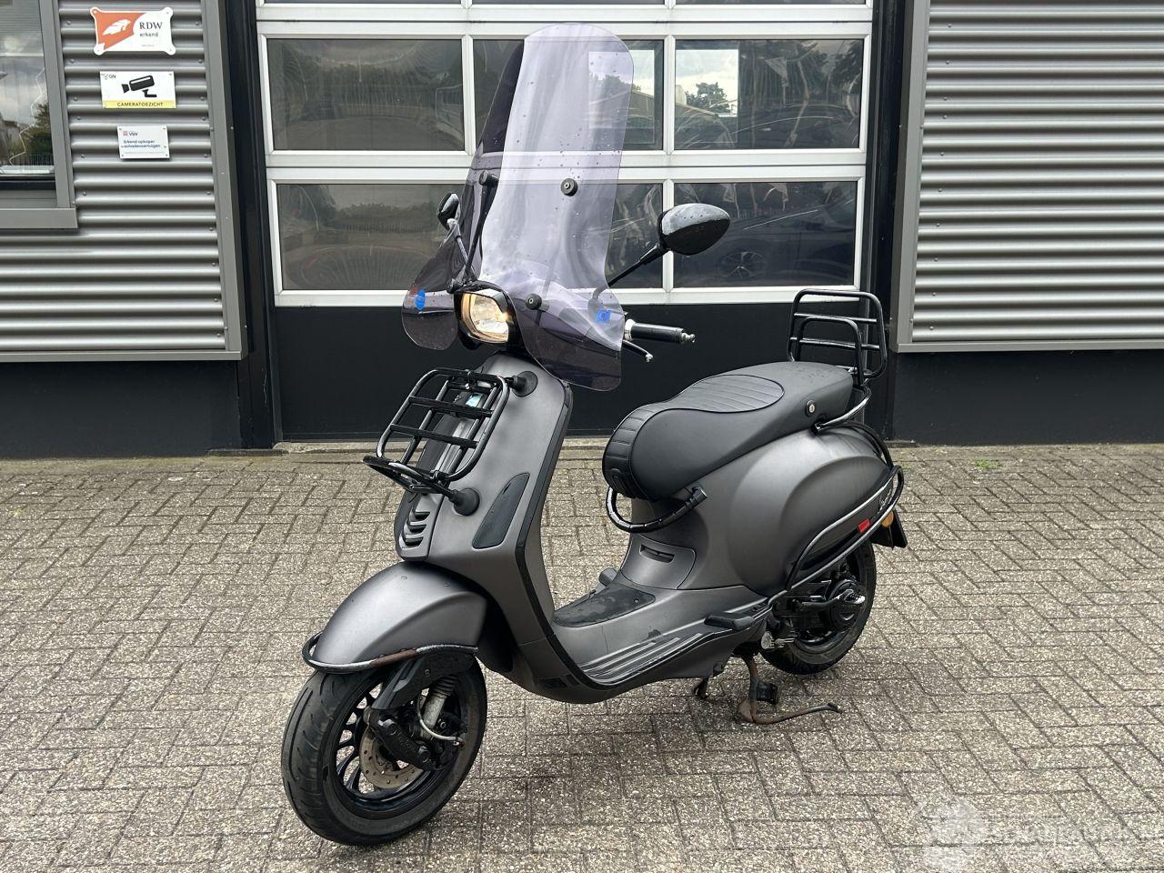 Vespa  Sprint 50 4T