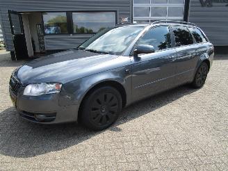 Unfallwagen Audi A4 Avant 2.5 TDI Pro-line Business 2005/4