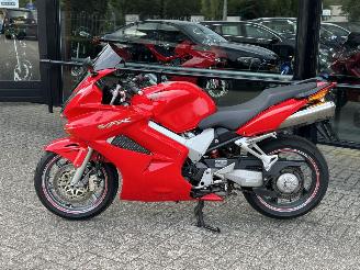 Honda VFR 800 FI ABS picture 2