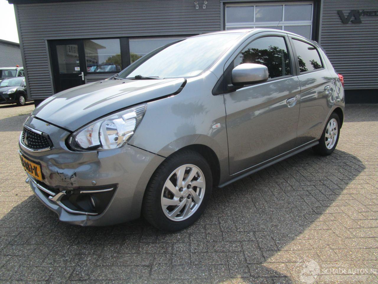 Mitsubishi Space-star 1.2 Connect pro automaat