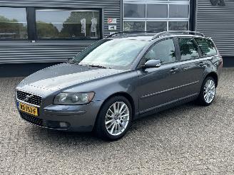 Schadeauto Volvo V-50 2.5 T5 Exclusive 2004/5