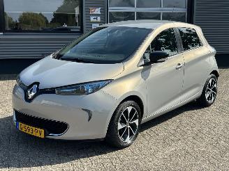 Vaurioauto  passenger cars Renault Zoé R90 Intens 41kWh inclusief Accu 2018/5