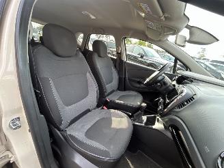 Renault Captur 0.9 TCe Dynamique picture 13