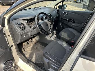 Renault Captur 0.9 TCe Dynamique picture 9