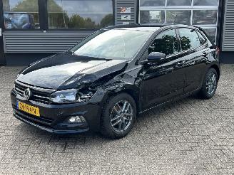 krockskadad bil auto Volkswagen Polo 1.0 TSI Comfortline Business 2019/8